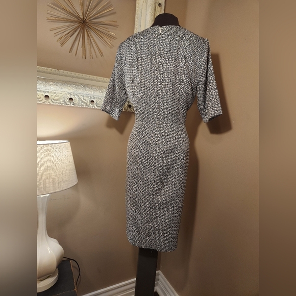 NWT The Limited Dress Size 4P - Picture 4 of 7